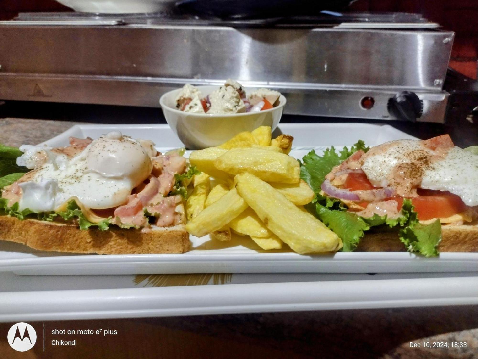 Quest Bed & Breakfast Lilongwe Ngoại thất bức ảnh
